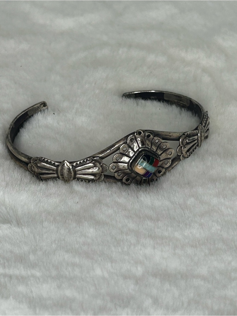 VINTAGE NATIVE 925 STERLING STONE INLAY CUFF